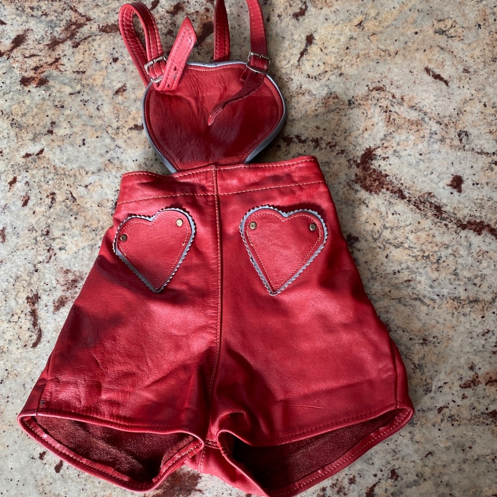 Red Leather Romper with Heart Details - Lederhosen